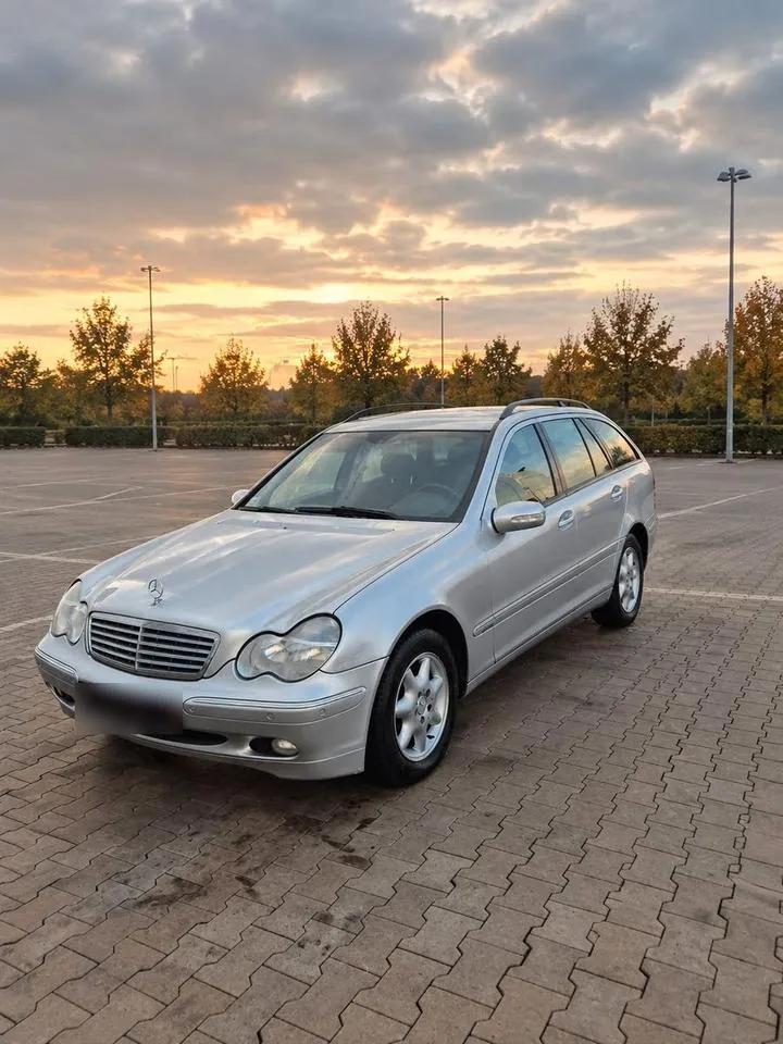 Mercedes-Benz C 180