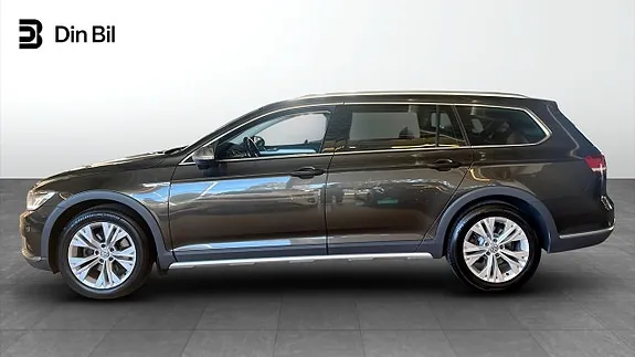 Volkswagen Passat 2017 photo 2