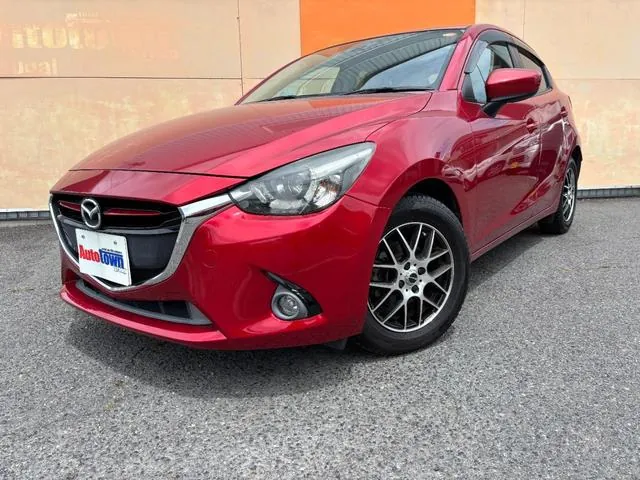 Mazda Demio 2015 photo 3
