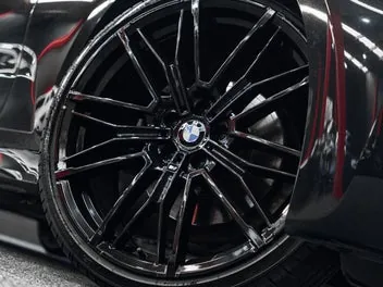 BMW 320I 2019 photo 3