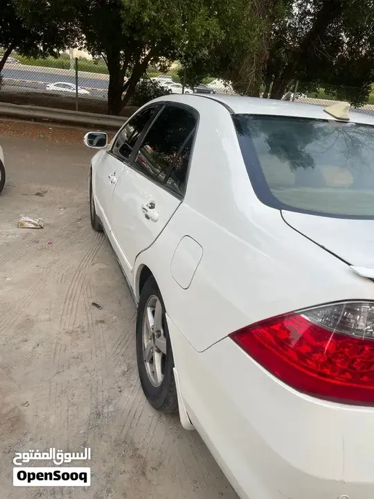 Honda Accord 2006 photo 2