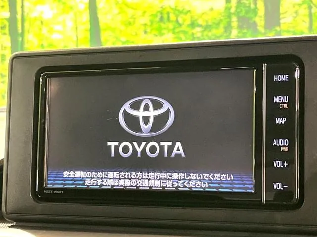 Toyota Riz Z 2021 photo 3