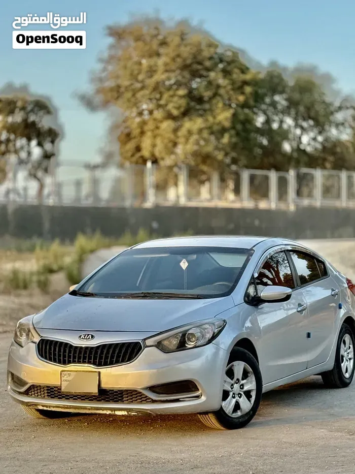 Kia K3 2016 photo 2