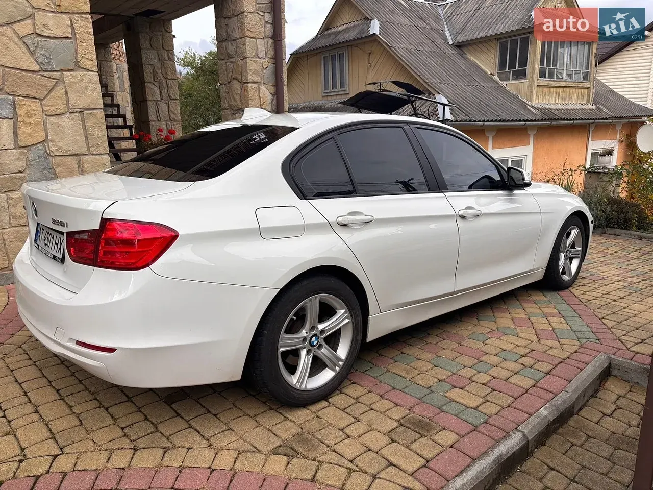 BMW 3 Series 2014 photo 4