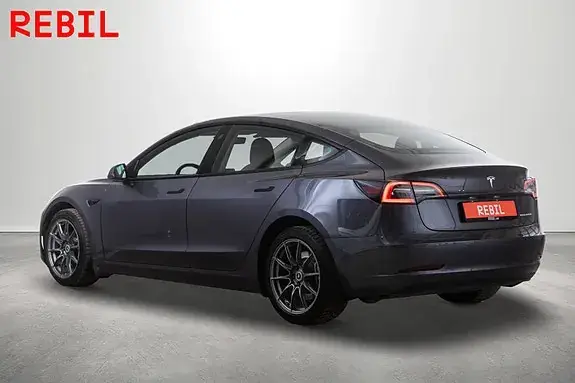 Tesla Model 3 2022 photo 5