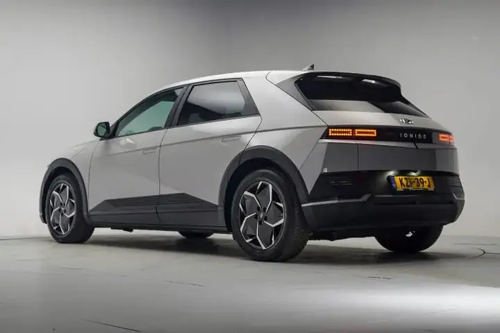 Hyundai Ioniq 5 2023 photo 3