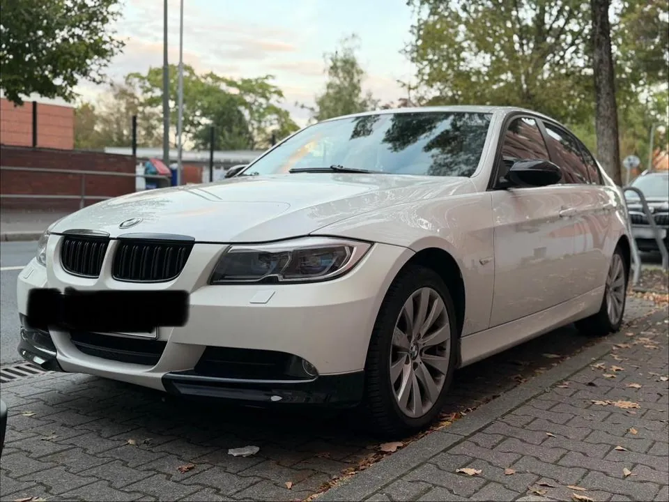 BMW 318I