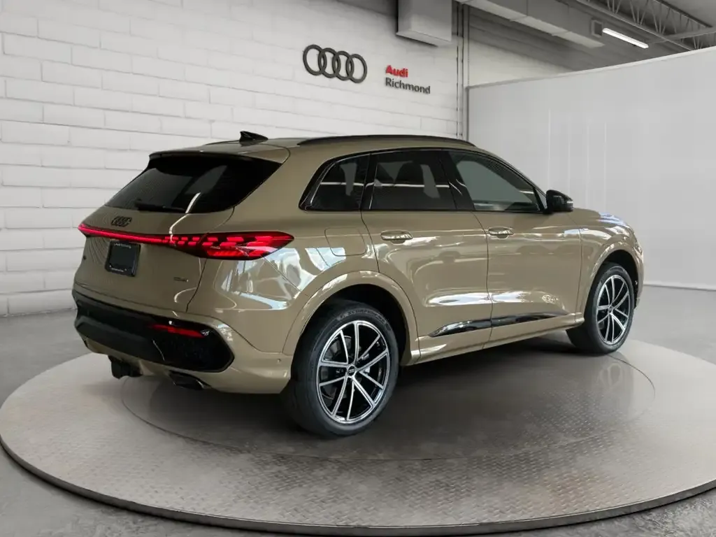 Audi Q5 2026 photo 5