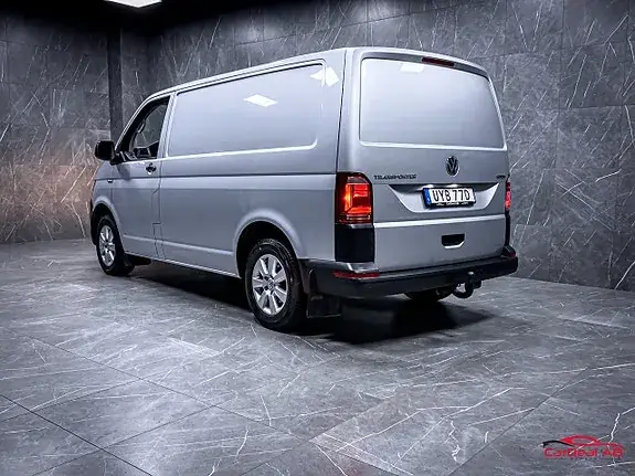 Volkswagen Transporter 2019 photo 5