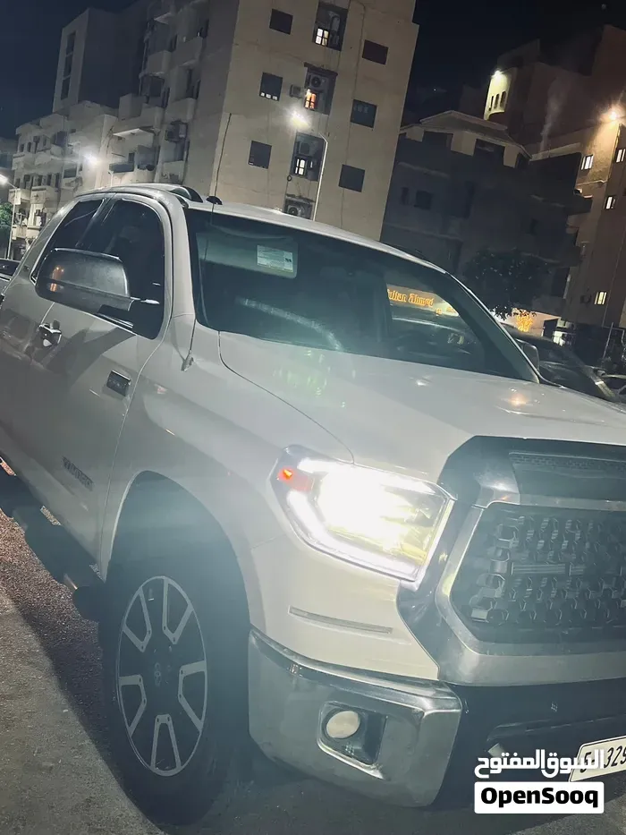 Toyota Tundra 2016 photo 2
