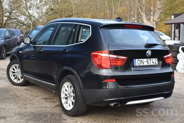 BMW X3 2011 photo 3