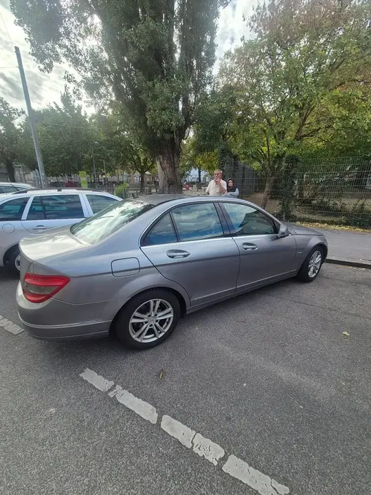 Mercedes-Benz C-Class 2011 photo 3