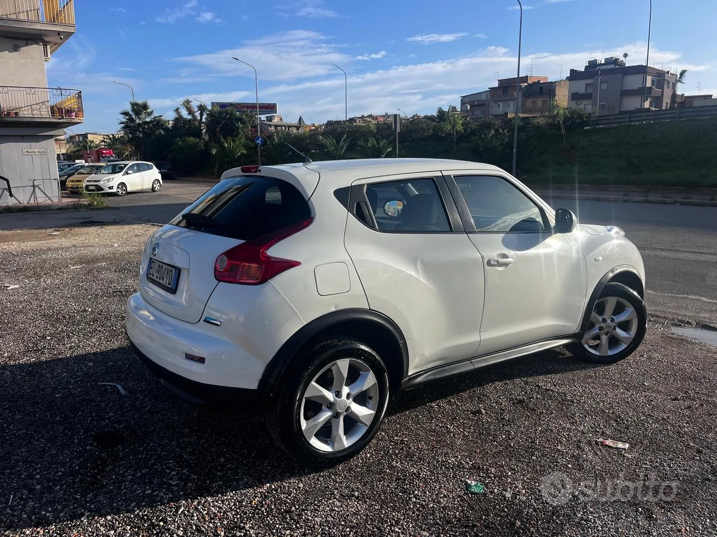 Nissan Juke 2012 photo 5