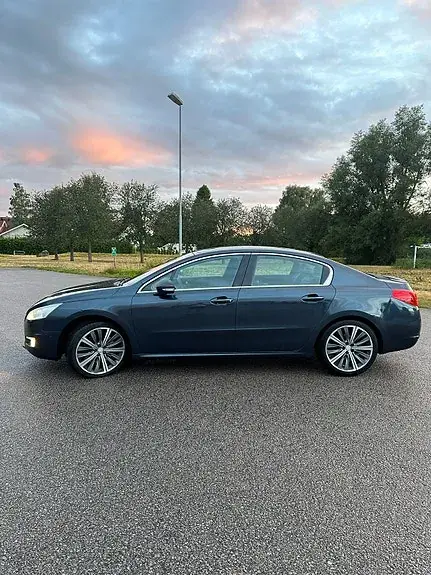 Peugeot 508 2011 photo 4