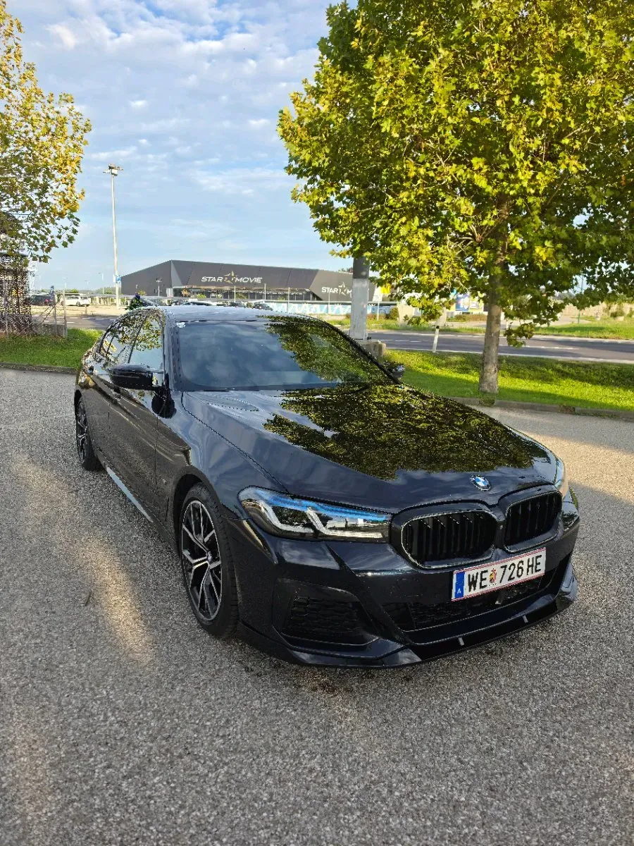 BMW 5 Series 2021 photo 2