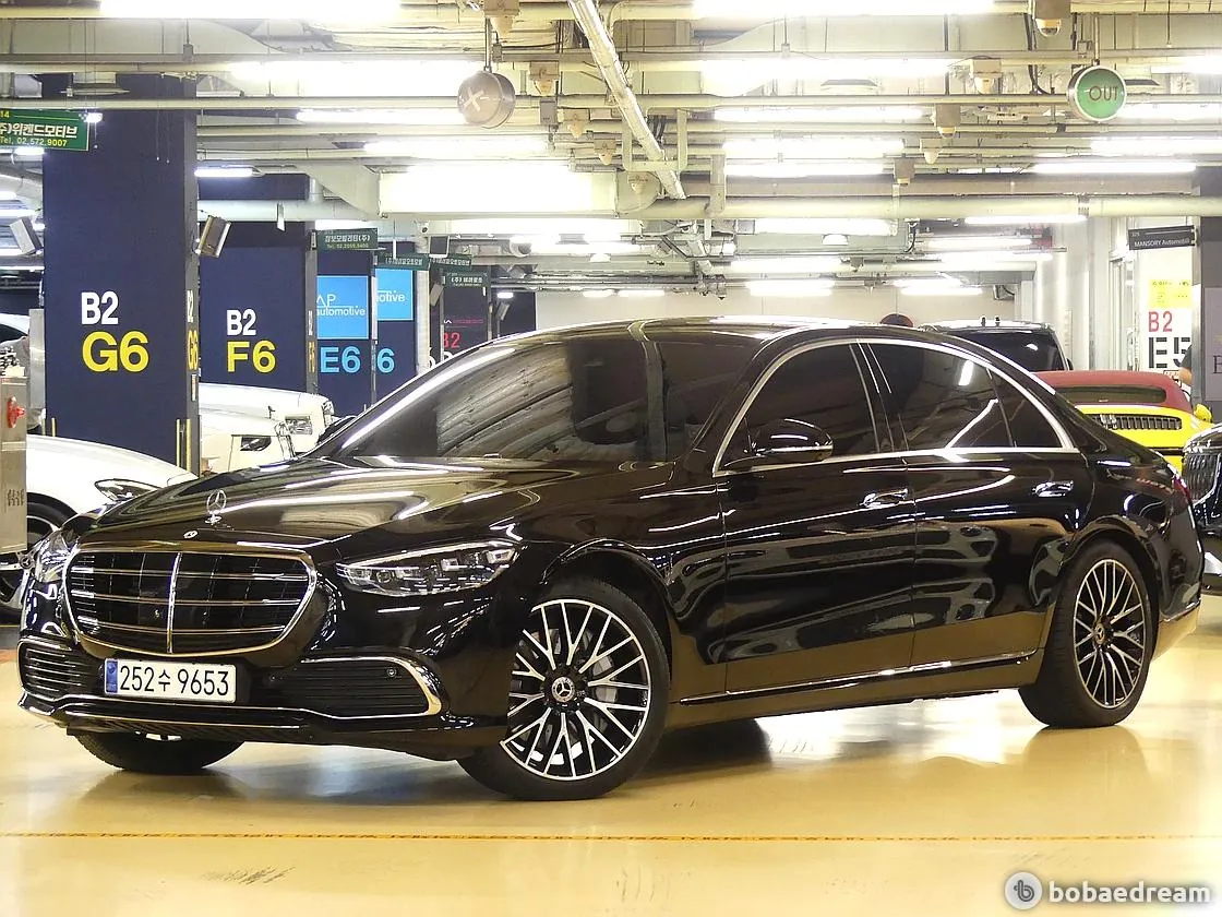 Mercedes-Benz S580L 2024 photo 2