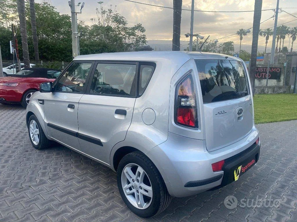 Kia Soul 2010 photo 4