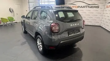 Dacia Duster 2023 photo 3