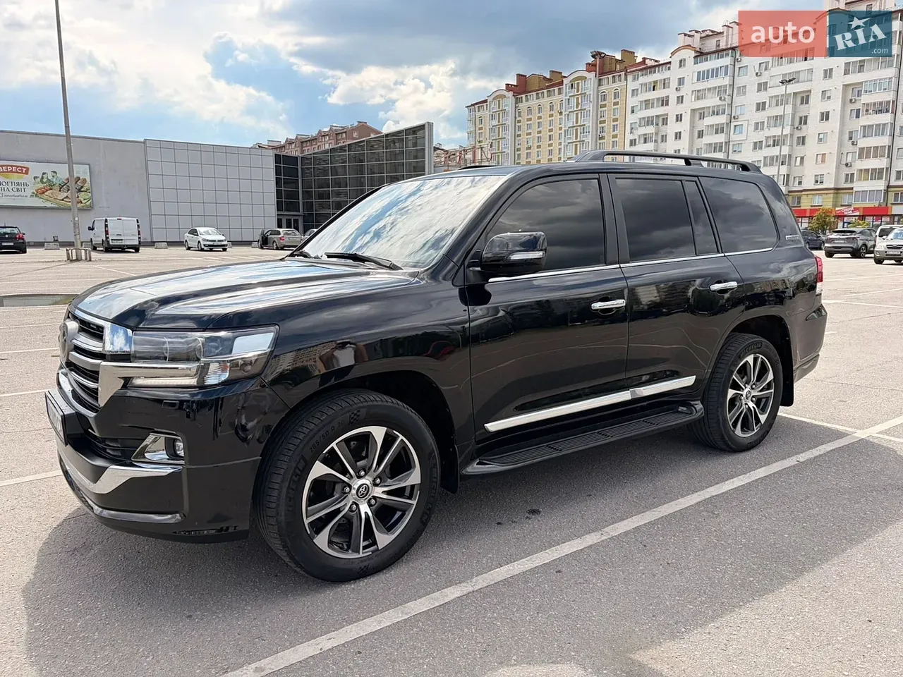 Toyota Land Cruiser
