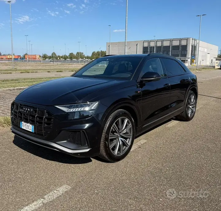 Audi Q8