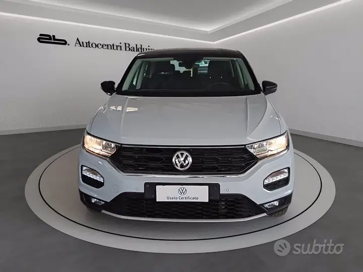 Volkswagen T-Roc 2018 photo 2