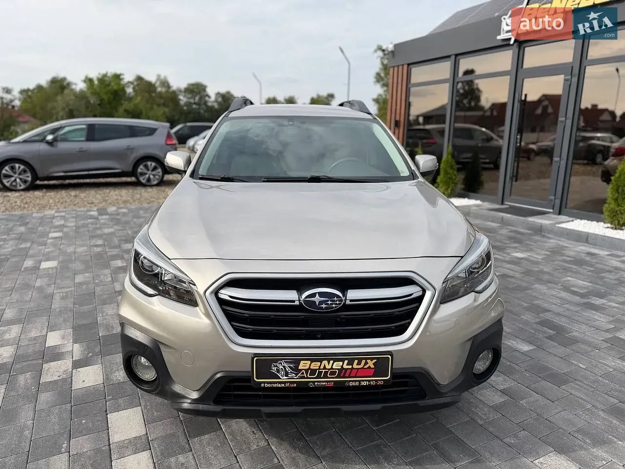 Subaru Outback 2018 photo 3