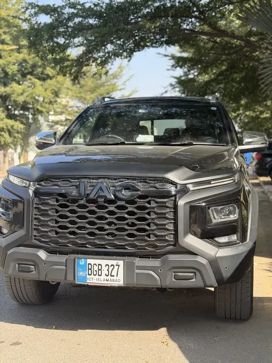 JAC T9