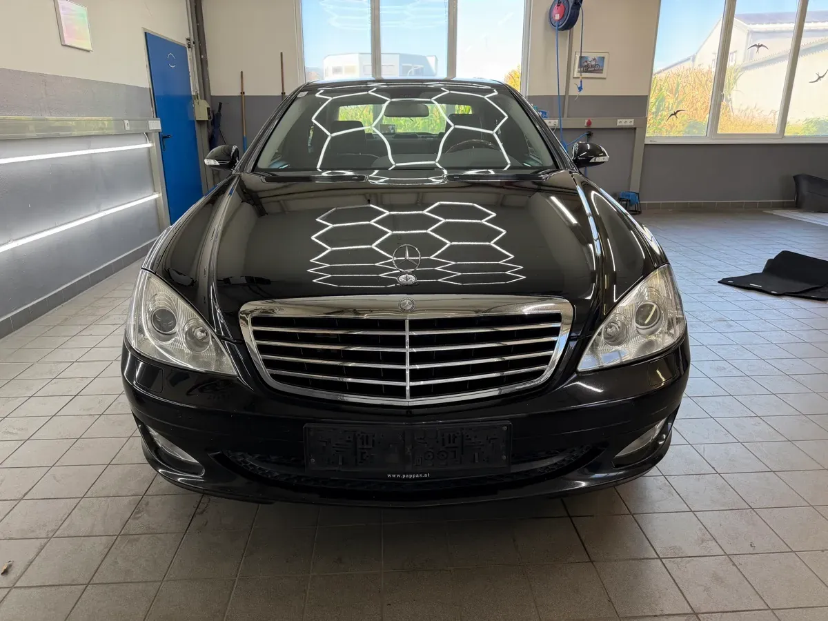 Mercedes-Benz S-Class 2008 photo 2