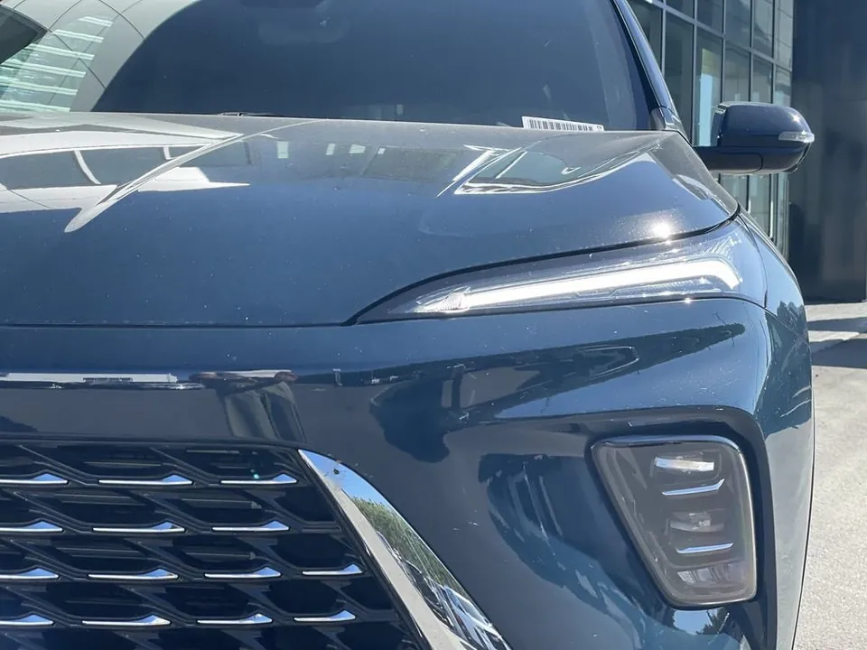 Buick Enclave 2027 photo 3