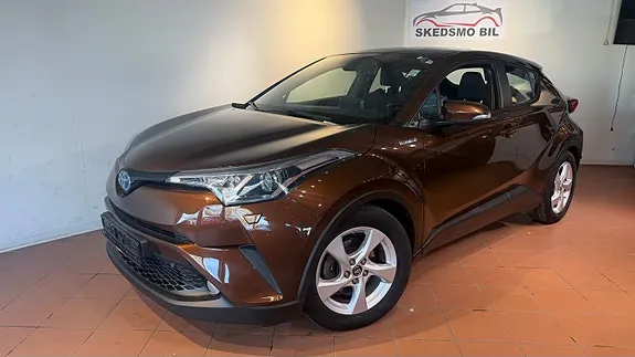 Toyota C-Hr 2019 photo 2