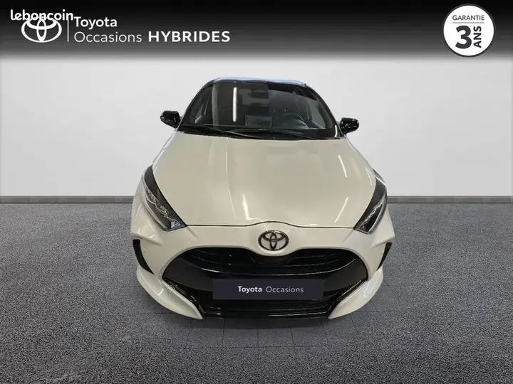 Toyota Yaris 2025 photo 5