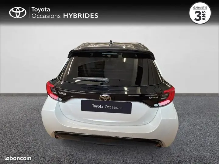 Toyota Yaris 2025 photo 4