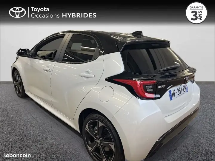 Toyota Yaris 2025 photo 3