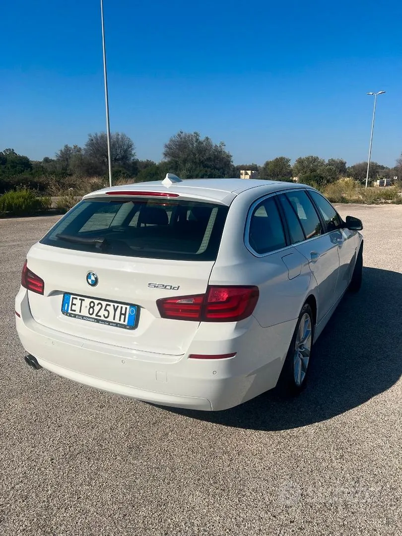 BMW 5 Series 2013 photo 2