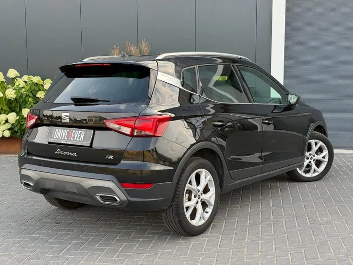 Seat Arona 2023 photo 3