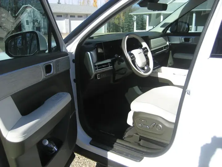 Hyundai Santa Fe 2024 photo 5