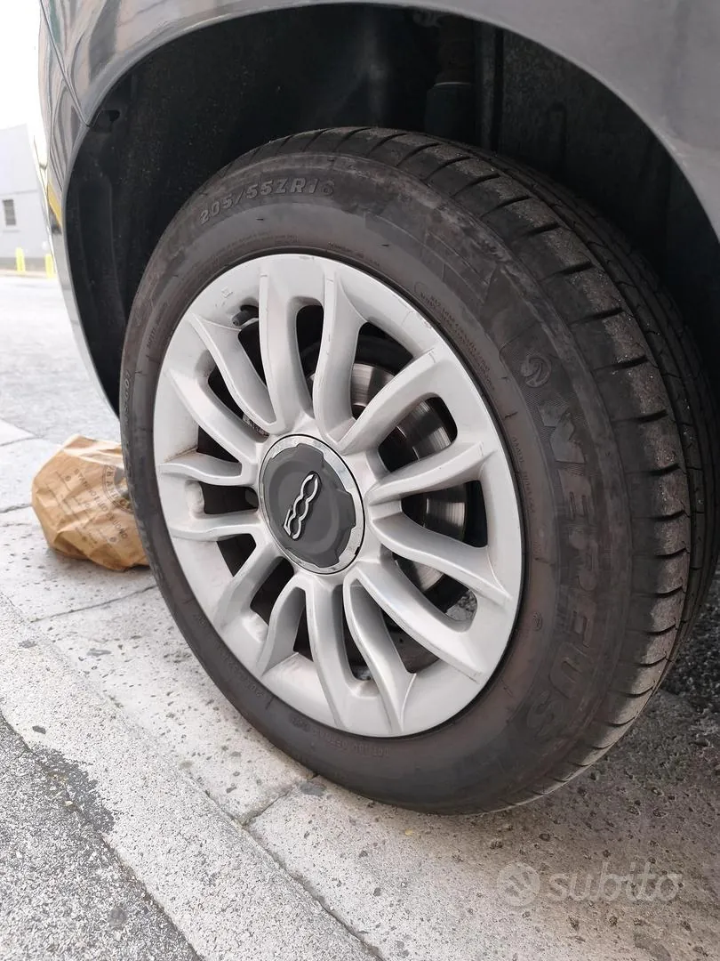 Fiat 500L 2013 photo 4