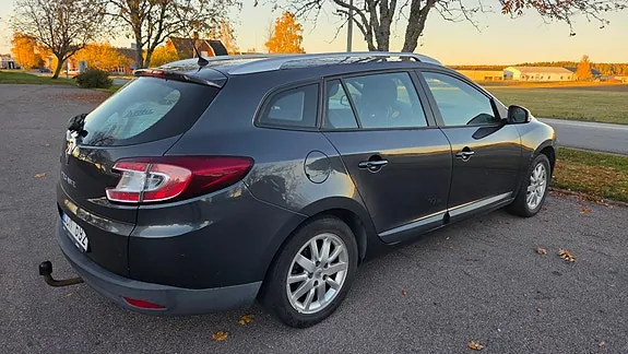 Renault Megane Iii 2011 photo 2
