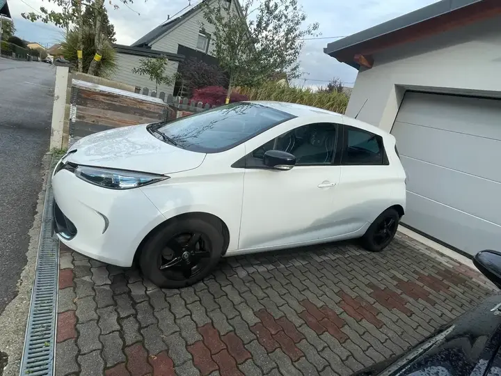 Renault Zoe 2013 photo 2