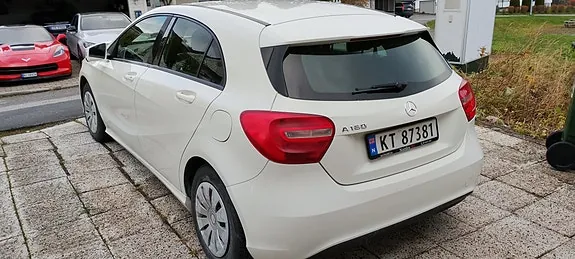 Mercedes-Benz A180 2014 photo 4