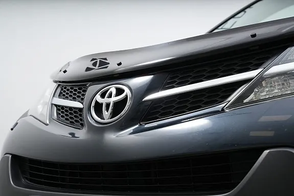 Toyota Rav4 2015 photo 5