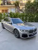 BMW 7 Series 2022 photo 2
