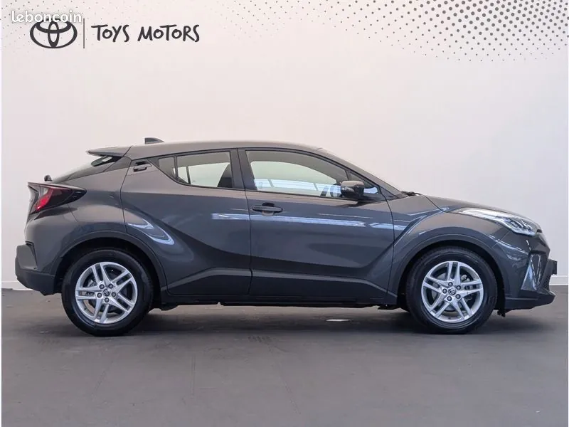 Toyota C-Hr 2023 photo 5