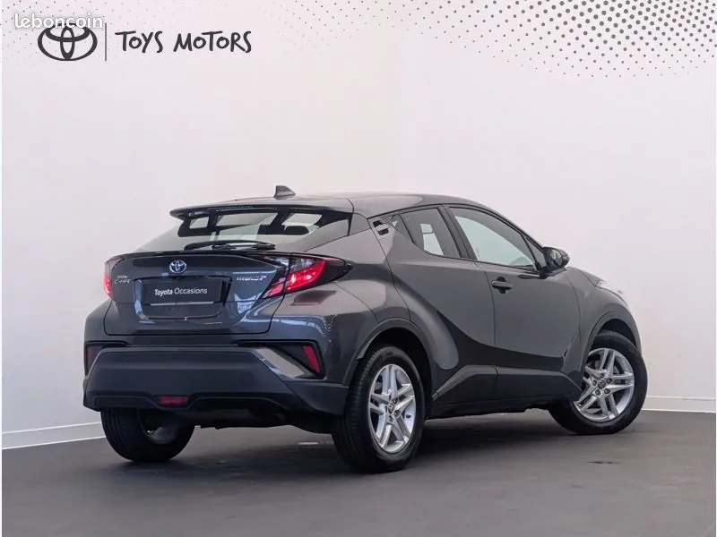 Toyota C-Hr 2023 photo 4