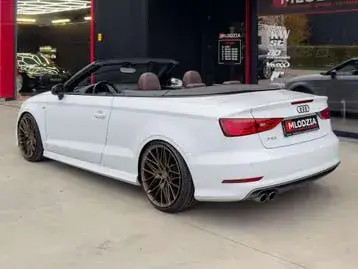 Audi A3 2015 photo 3