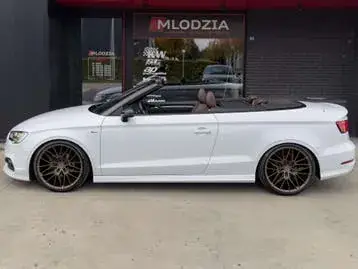Audi A3 2015 photo 2