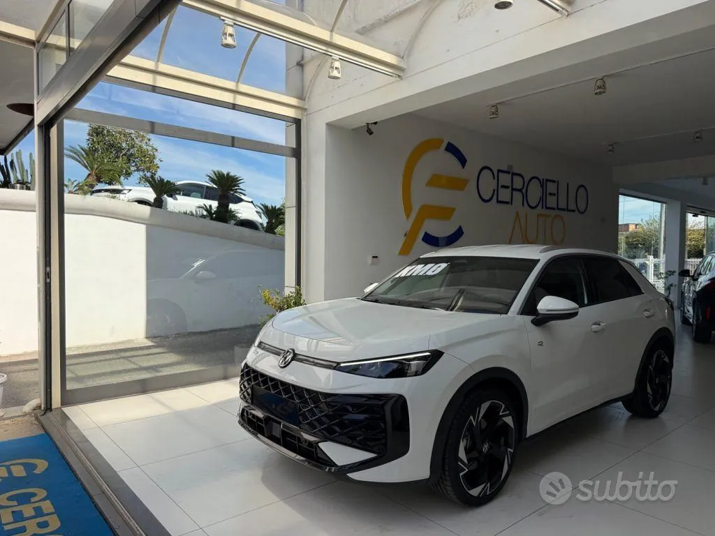 Volkswagen T-Roc 2026 photo 2