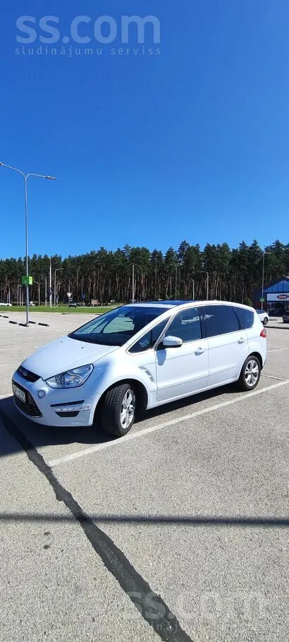 Ford S-Max 2014 photo 2