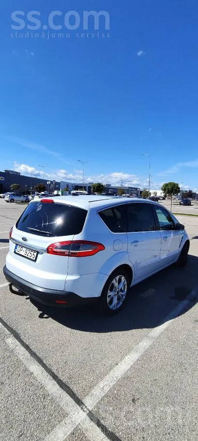 Ford S-Max 2014 photo 3