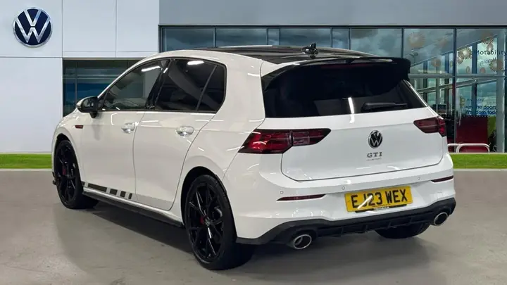 Volkswagen Golf 2023 photo 3